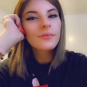 Meet your Posher, Nina